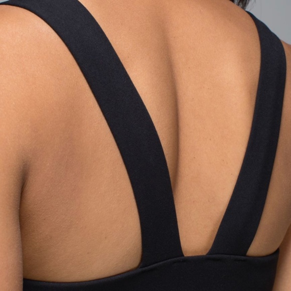 Lululemon NWOT City Tank (8) - Picture 12 of 16